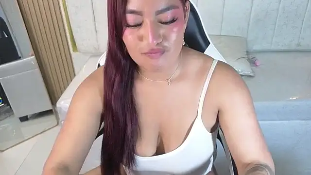 Liah_Tx - NAKED+ OIL