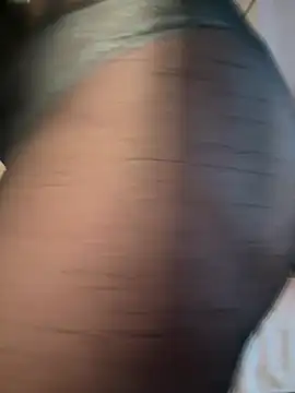 Viictoria-Jones - Shake the ass