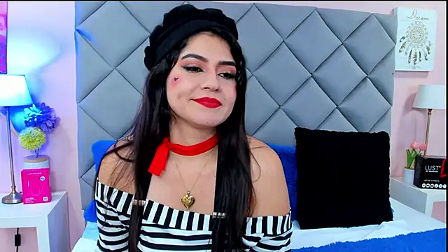 NahomyAdams - Silent masturbation... shhh