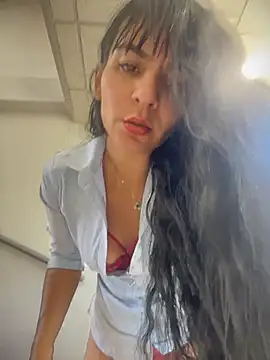 LuxeBrunetteXXX - LOTS OF CLOTHES, TAKE OFF TOP