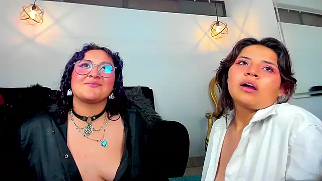 Liily_Foxxy - Lick boobs+spit 🍒💦