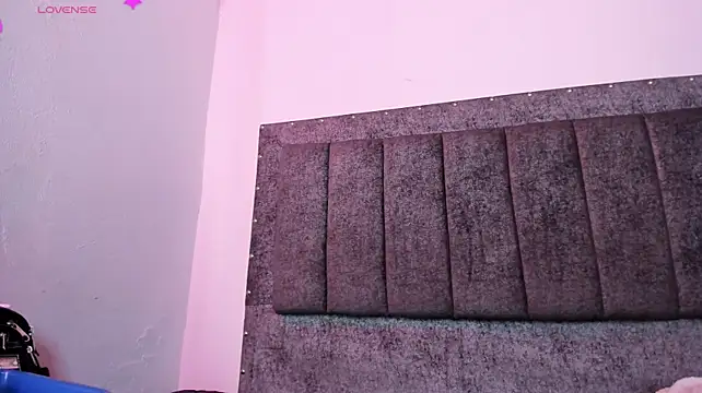 MiaFoox__ - sweet kiss