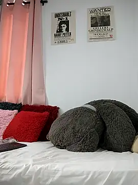 DownsonMia - finger my pussy 🤘🏼💦