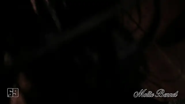 MollieBennet - Undress Me🖤