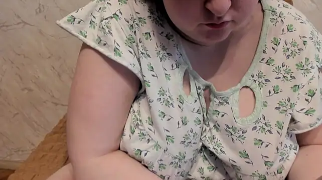 Alice_allens - flash boobs