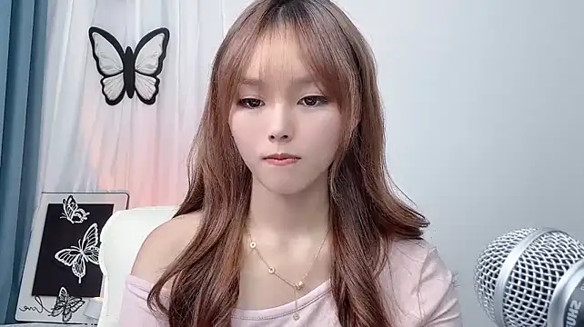 XiaoPiPi8888 - 你的瞳孔 爱意循环的起点