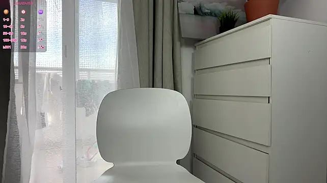 Dustkiss17 - Show my doggy pose and hard slap
