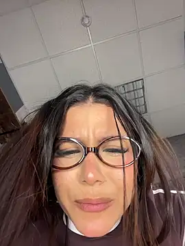 CherrySmirkXXX - SLAY KITTY WITH DOMI! 😈💦