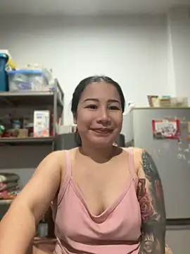 LINDA_HD - Play with pussy