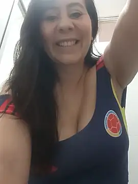 Sophie_tyler1 - Show tits