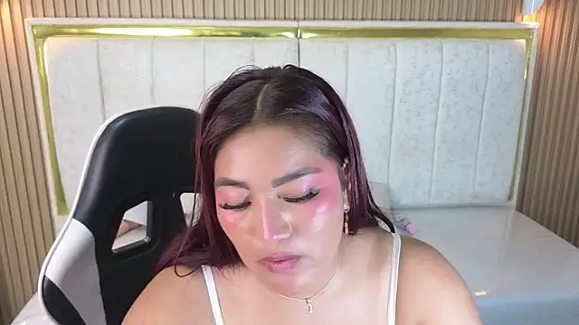 Liah_Tx - NAKED+ OIL