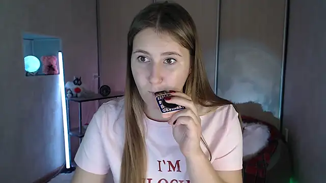 Milka_kamila - doggy style in a thong