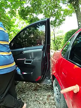 Hotandfierylatinos2023 - fucking a dildo against the car door