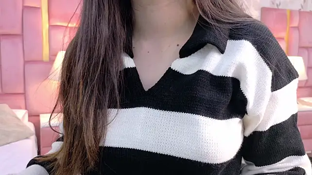 ArianaFranco - flash boobs!