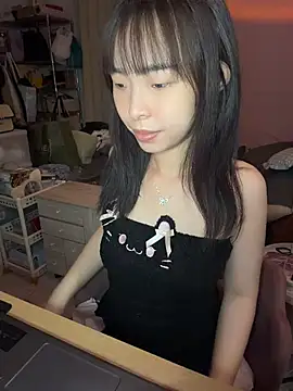 Peachyu - 滿600代幣開表演_跳蛋慰慰