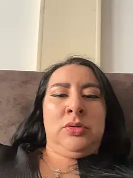 Abril_Luv - Show squirt lush ass control 3 min
