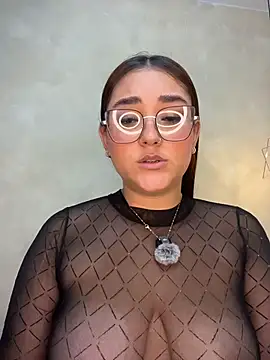 Tiny_Gray - FULL NUDE AND RUB PUSSY