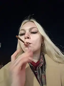 AngelinaTous