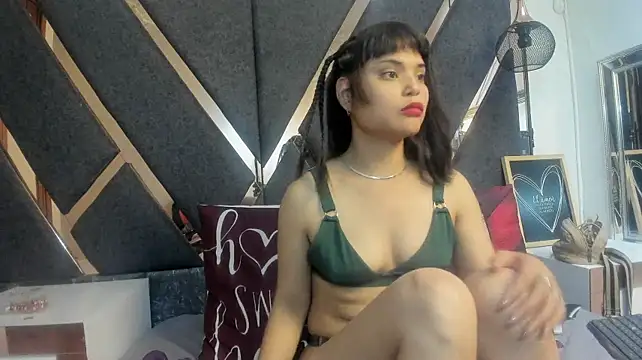 Maggyx - SQUIRT HERE WITH DOMI ❤️