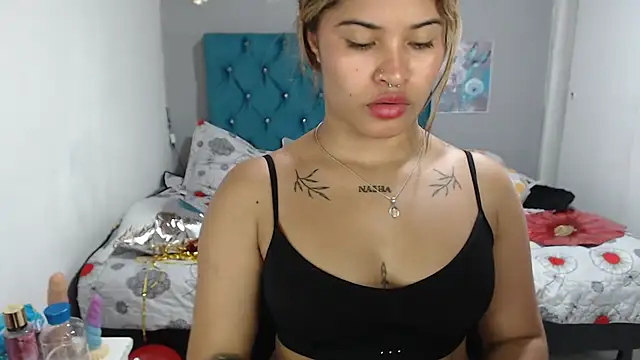 Mia_sexgirl