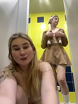 SiaLater - LastTIP chose who takeOF top at mall WC