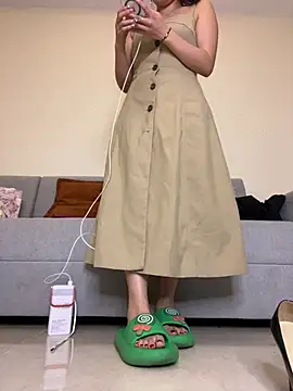 Mollymm - 双人上春药Complete the task of applying aph