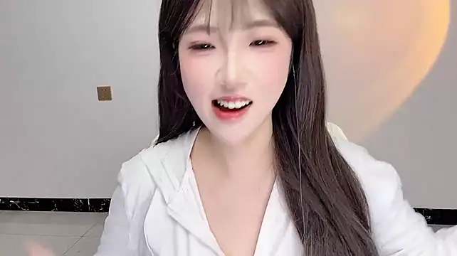 Lucy_8858 - 变个魔术