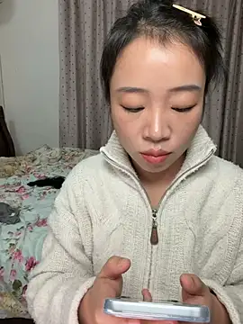 Luluyaa - 脱内裤