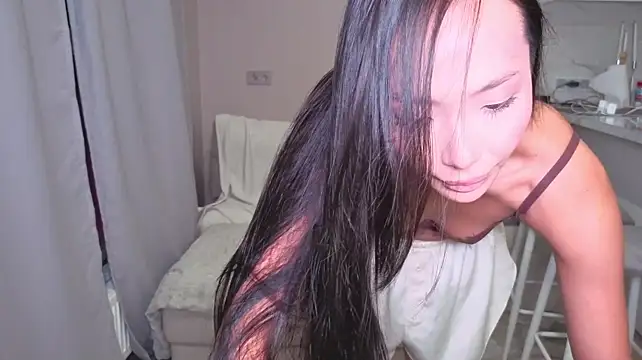 Miu_ra - seduce with sexy flexible moves