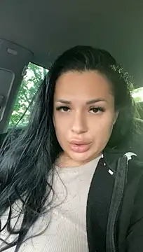 KayaGlow - VIDEO HARDCORE BLOWJOB IN THE WOODS