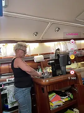 German_Milf - Last tip 4 FUCKVIDEOS Karin&TS Peggy 🍆