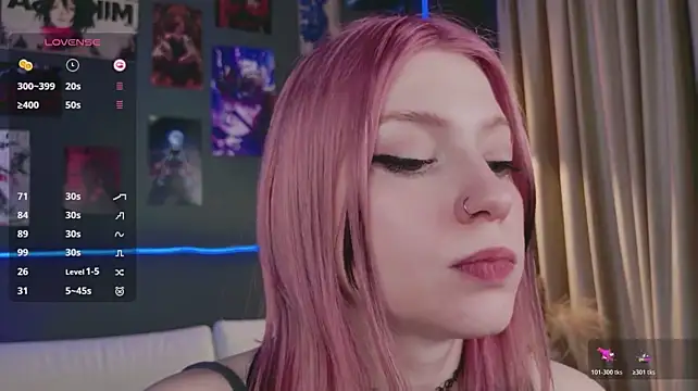 Arielabradberry - Peek under my skirt