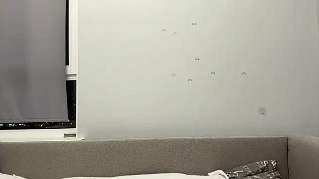 LisaPorse - air kiss + cute wink