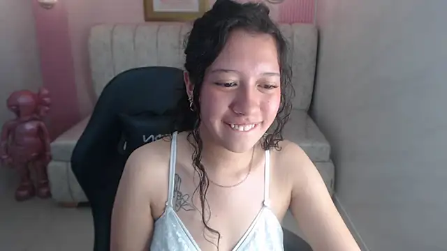 Alexaa_s - BOOB SHOWS + BLOWJOB 💦😈
