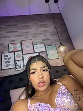 NaylaViceXXX - FINGERING PUSSY CLOSE UP!! ❤️‍🔥