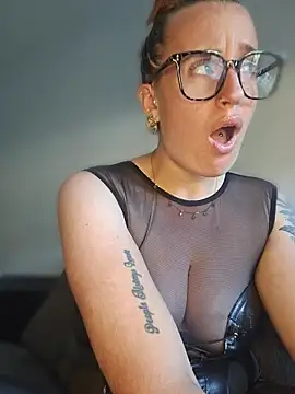 Lindsay_00off - lush dans le cul + lt cadeau