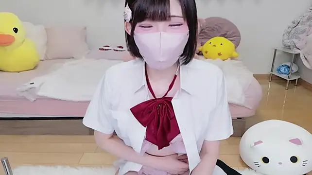 Hiyo0001 - 下の服ポイしてパイパン見せタイム1分///