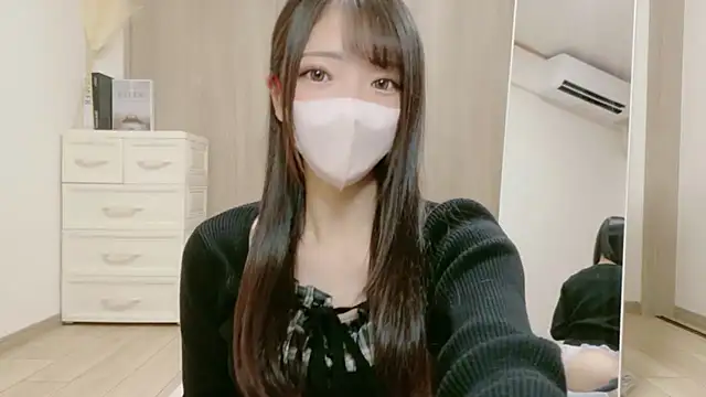 Ririkachan_v - 下から脱ぐね🥺