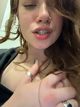Lucy-joy - ooops MAKE ME MOAN in public