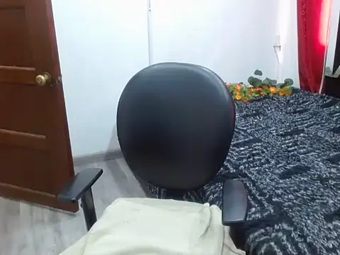 Emma_kitty1 - ♥SPANK ASS♥