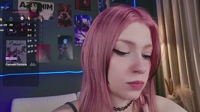 Arielabradberry - Peek under my skirt