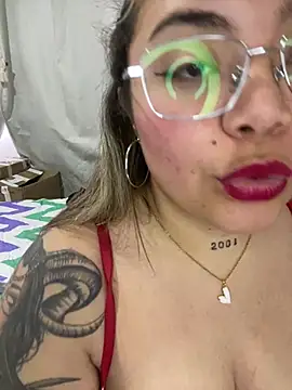 Lindalatina2001 - TOPLES+REBOTAR TETAS