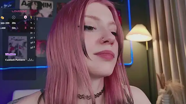Arielabradberry - Peek under my skirt