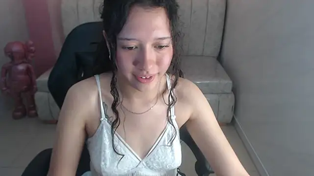 Alexaa_s - BOOB SHOWS + BLOWJOB 💦😈