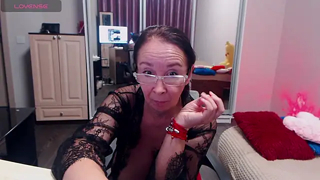Celine_Faer1 - 👅Lick your nipples👅
