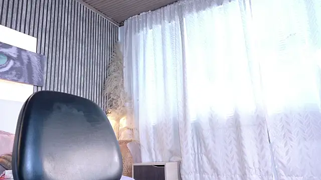 SamanthaStonex - 🥵Rinding dildo 😈