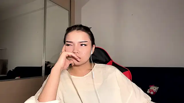 SuperiorCoil - Say hello Mia!