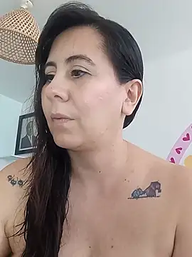 Sophie_tyler1 - Show tits