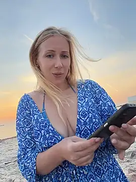 TrueSexyCrime - Have fun on the beach
