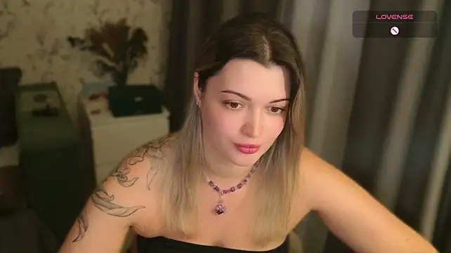 LadyDiLancaster - i love feel your vibrations**)